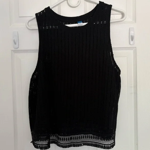NWOT - Old Navy Black Crochet Tank Top - Picture 2 of 7